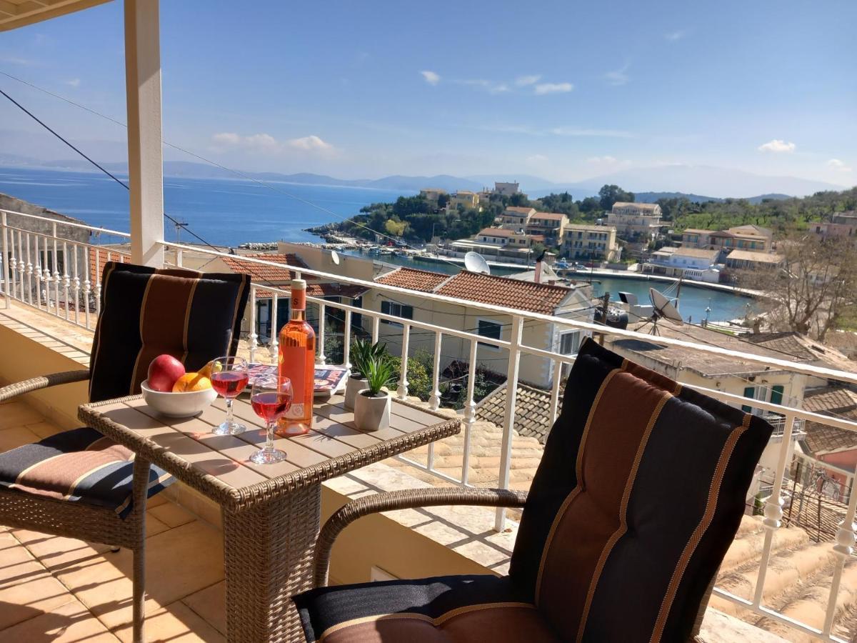 Solaris Methea- Luxury Central Villa By The Castle Kassiopi Exterior foto