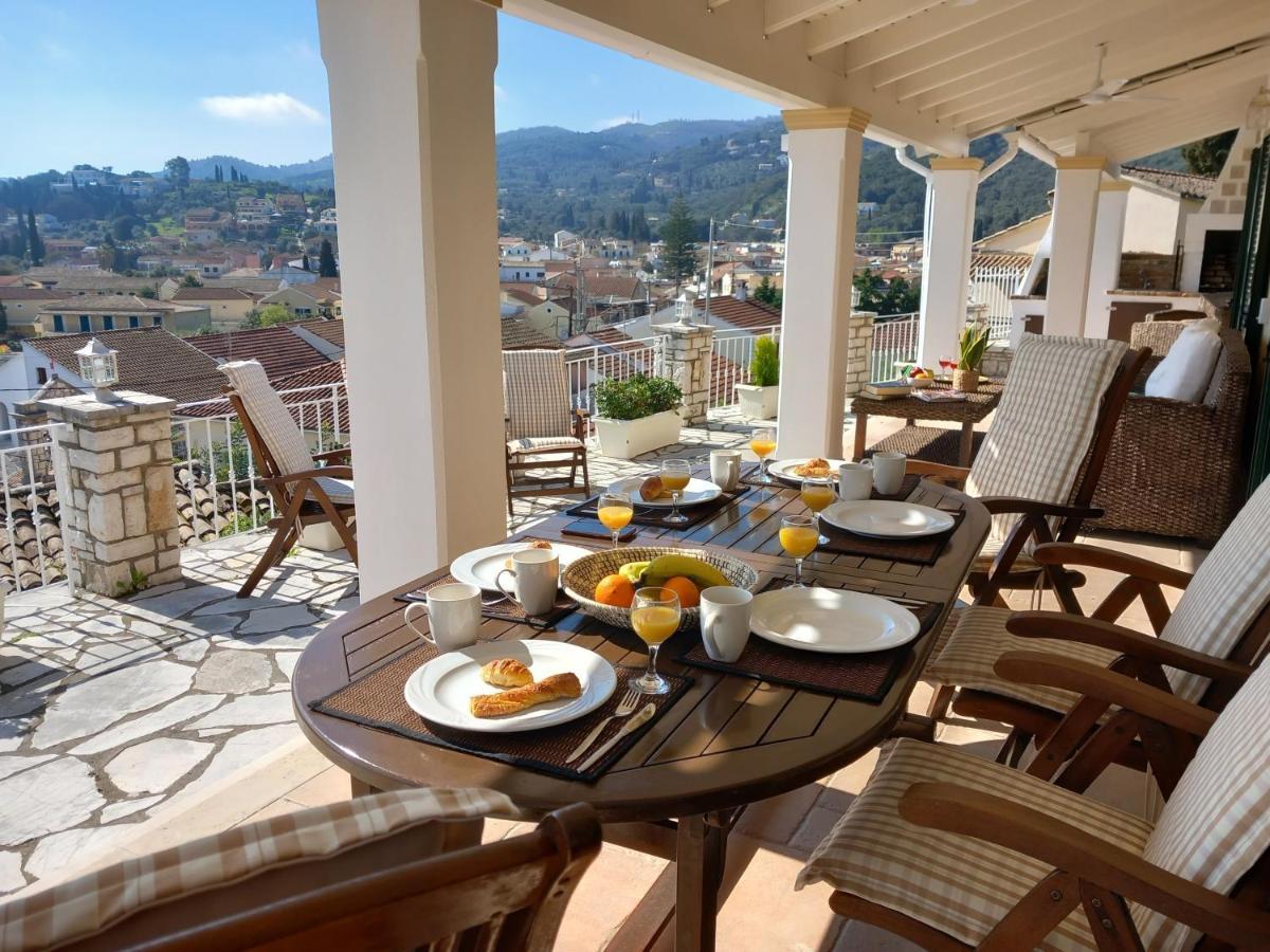 Solaris Methea- Luxury Central Villa By The Castle Kassiopi Exterior foto