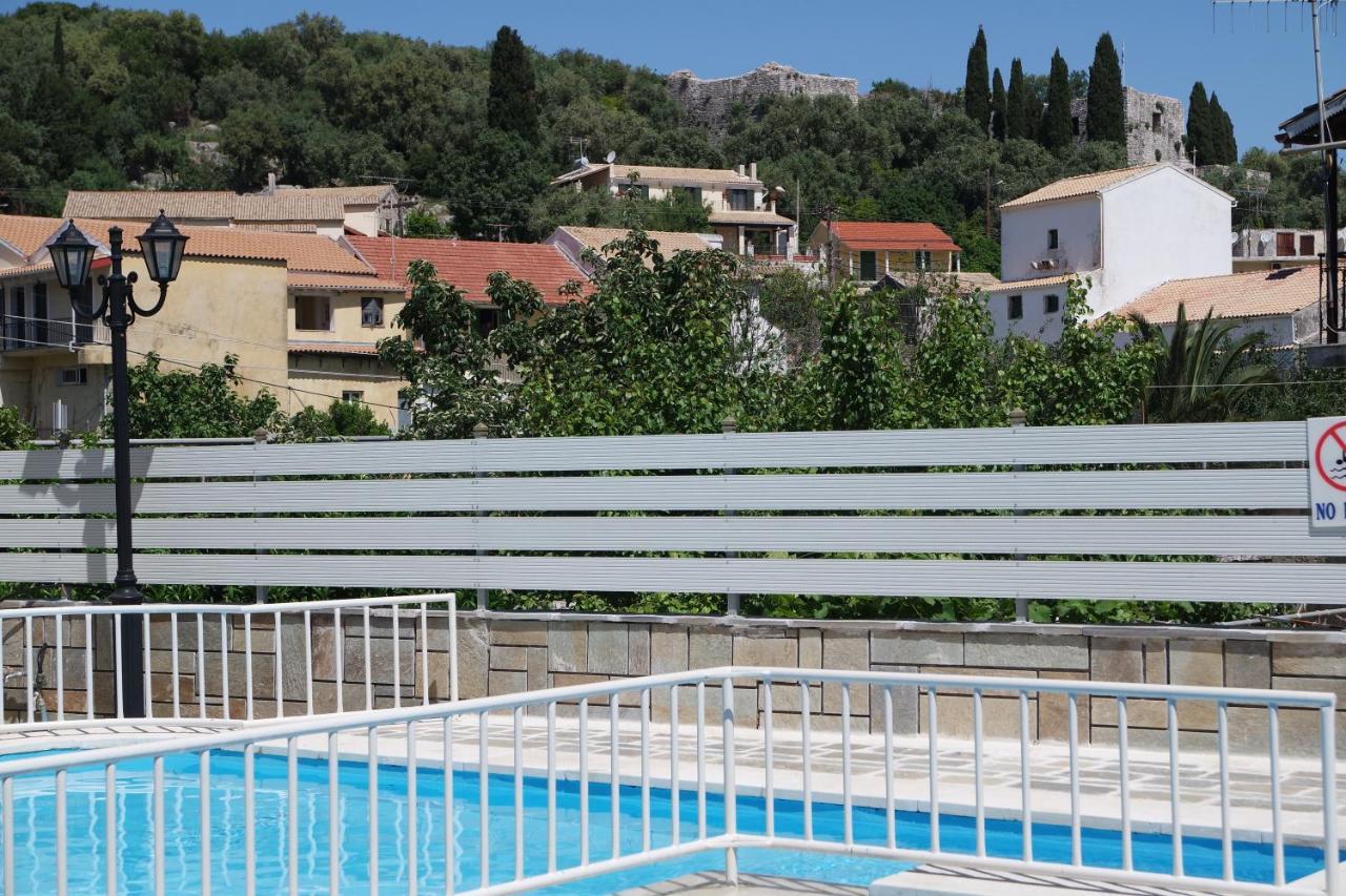 Solaris Methea- Luxury Central Villa By The Castle Kassiopi Exterior foto