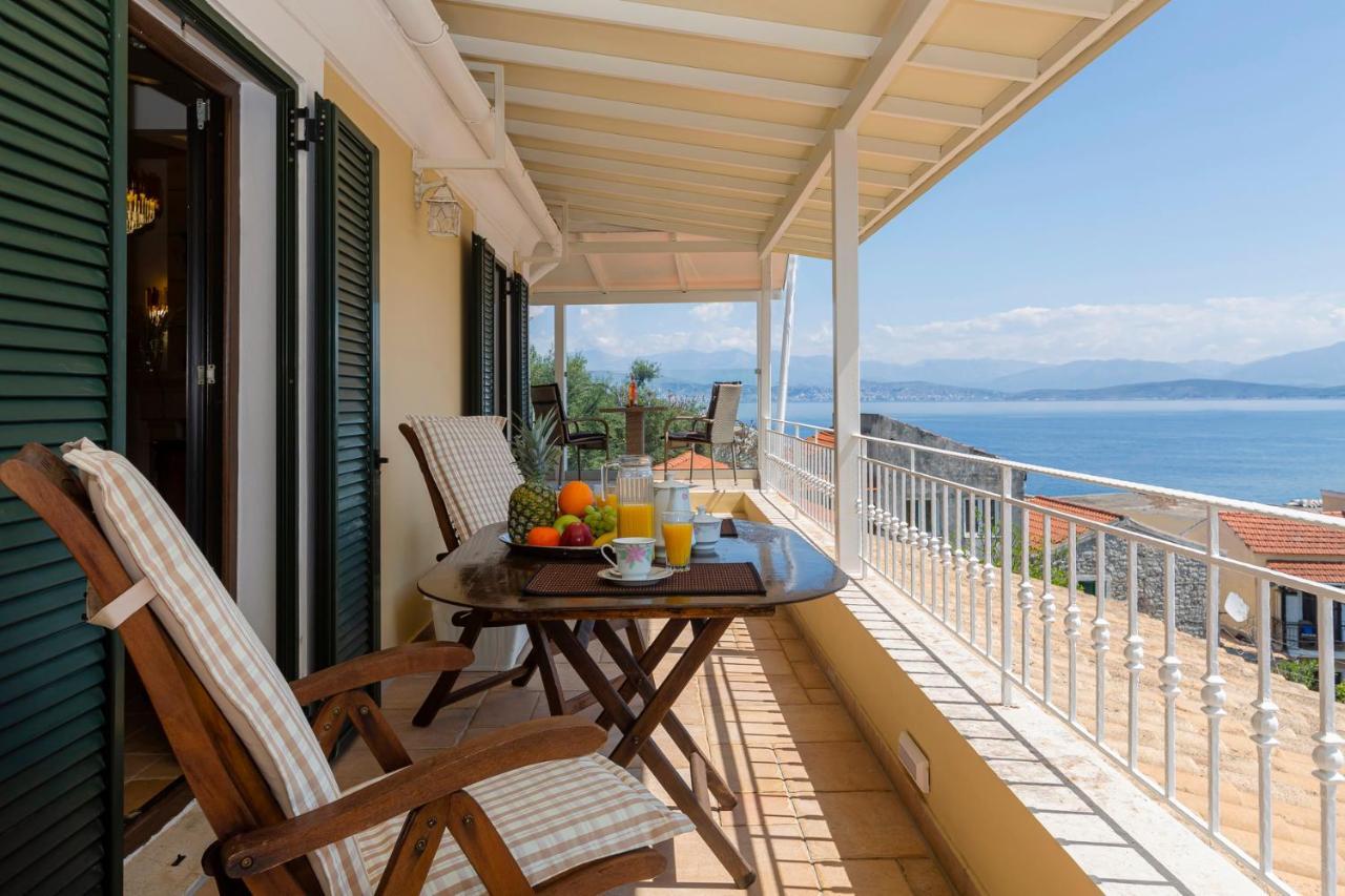 Solaris Methea- Luxury Central Villa By The Castle Kassiopi Exterior foto
