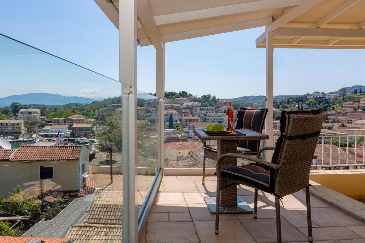 Solaris Methea- Luxury Central Villa By The Castle Kassiopi Exterior foto
